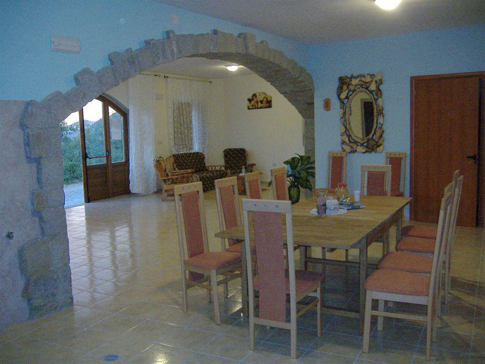 Agriturismo Grotta Dell'Eremita Albano di Lucania Exterior photo